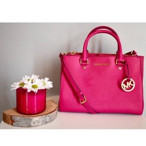 Michael Kors Sutton Satchel Fuchsia Leather